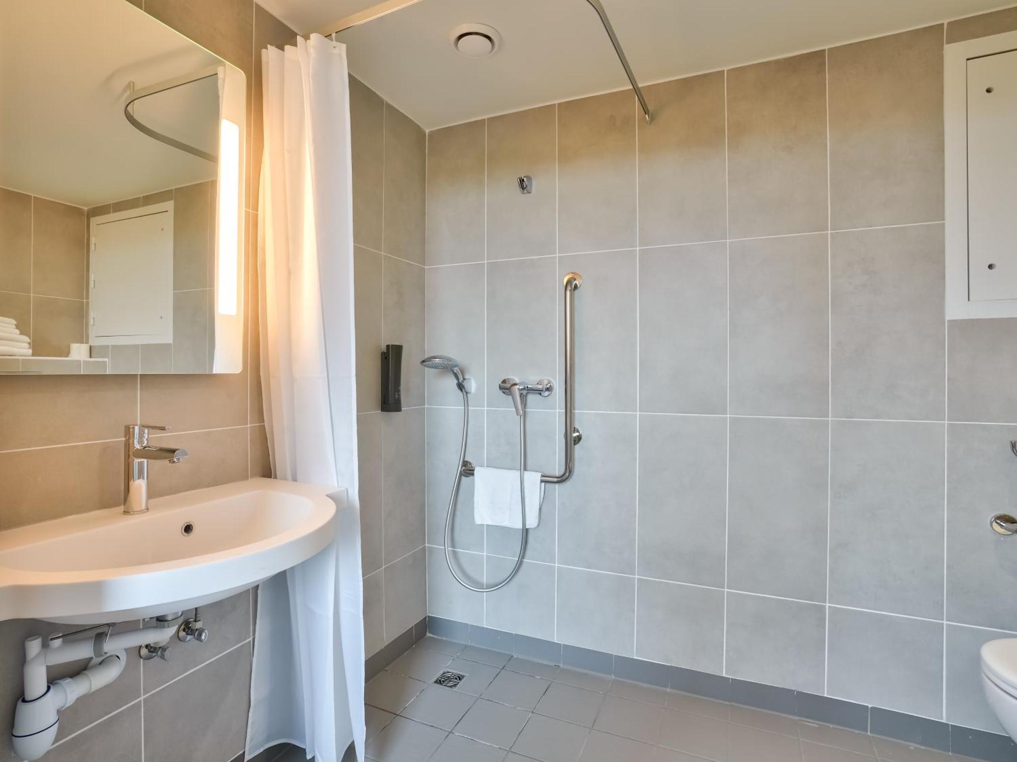 B&B Hotel Paris Porte D'Orleans Montrouge Ngoại thất bức ảnh